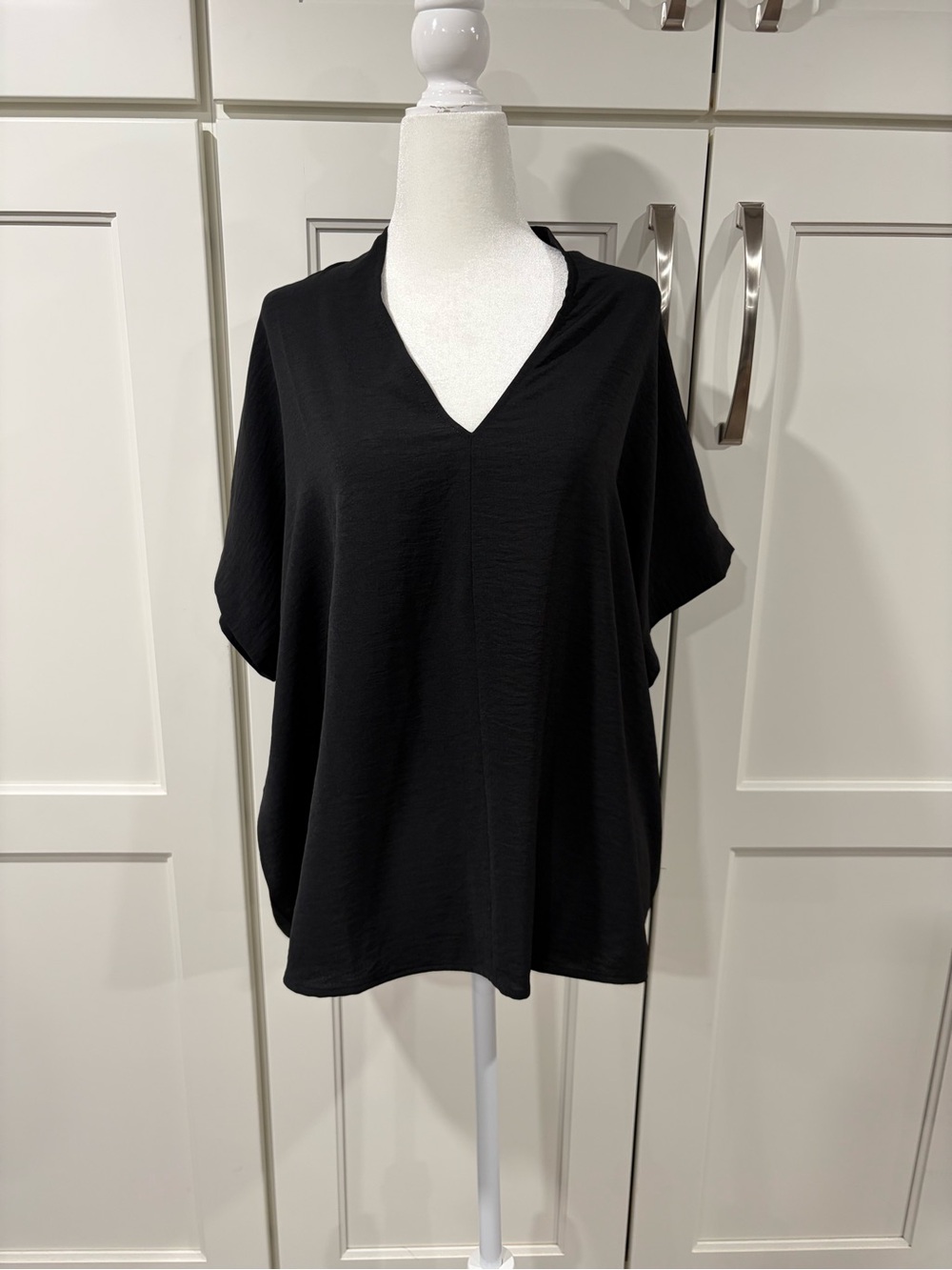 Urban Daizy V- Neck Dolman Short Sleeve Top